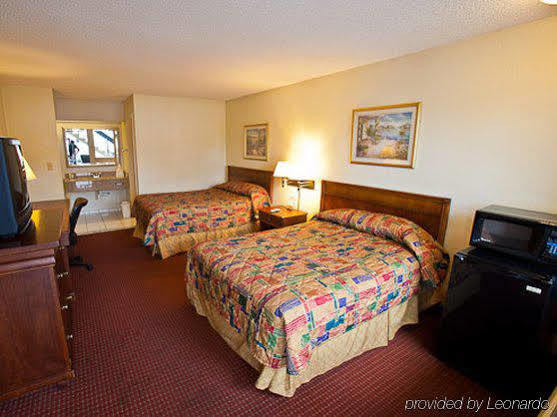 Key West Inn - Newport News Exterior foto